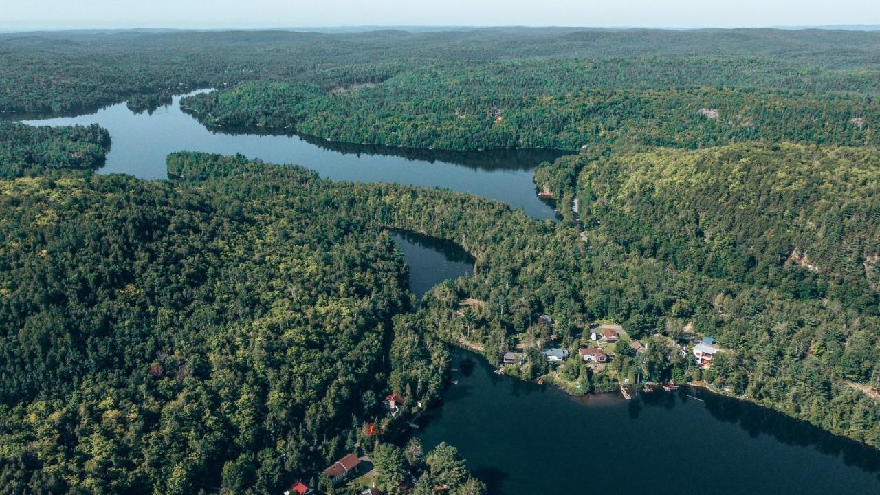 Auberge Mandala サン・マチュー・デュ・パルク エクステリア 写真