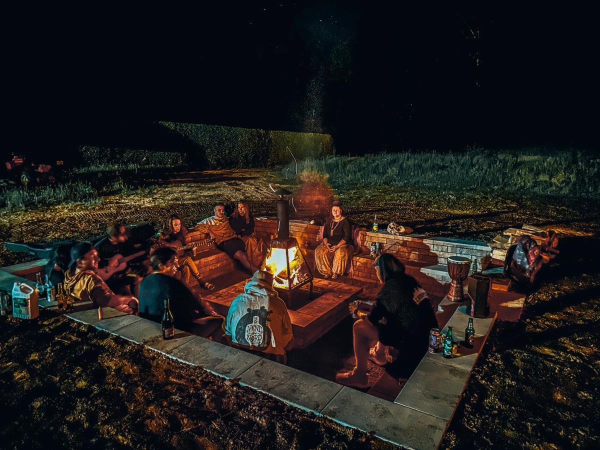 Auberge Mandala サン・マチュー・デュ・パルク エクステリア 写真